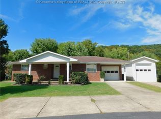 10 Jarrett St, Elkview, WV 25071
