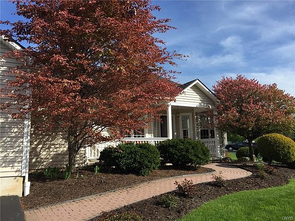 2nd image of 8828 Waterview Cir