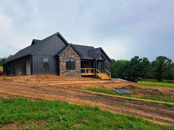2490 New Hope Rd #3, Morganton, GA 30560
