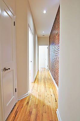 4th image of 34 W 75th St #2B