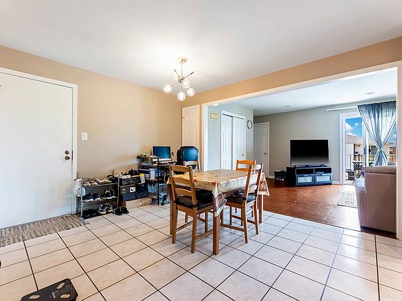 5th image of 7336 W 85th Pl APT 3A