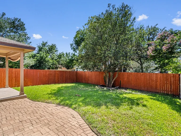 11502 Johnny Weismuller Ln — Photo 31