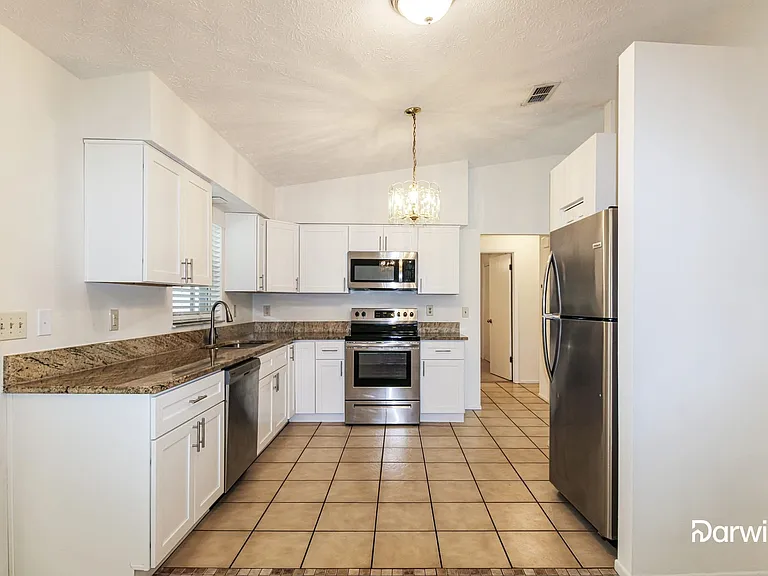 5411 Abagail Dr — Photo 3