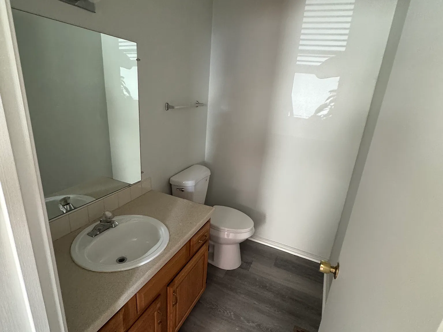 2 bed, 1100 sqft, $1,850 — Photo 2
