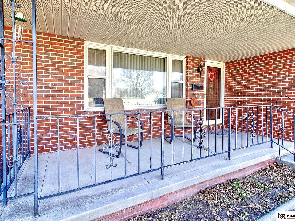1st image of 3117 Briarwood Ave