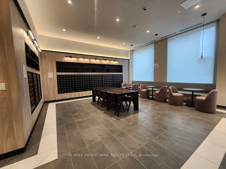 1 Jarvis St #902 — Photo 15