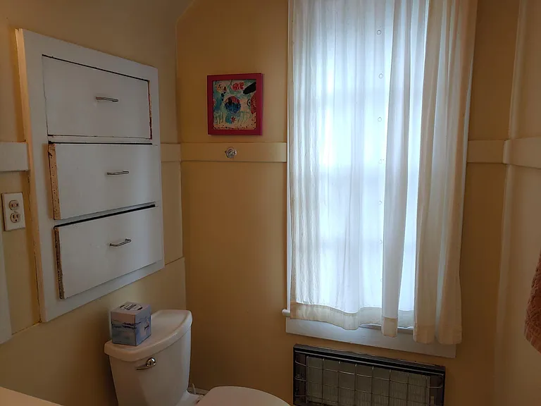 1350 East Ave — Photo 7