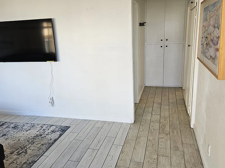 1330 S Pacific St #4 — Photo 7