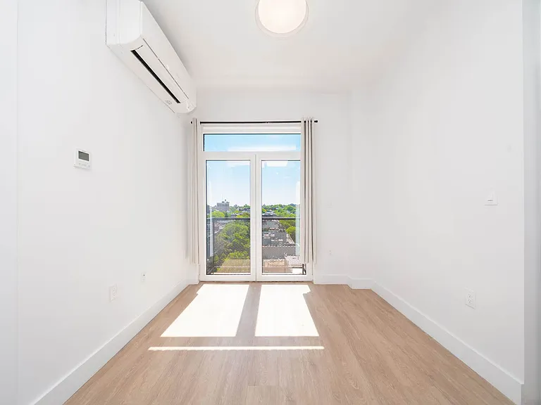 82 4th Ave #C6 — Photo 15