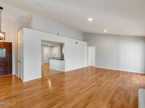 5th image of 15830 N 57th St