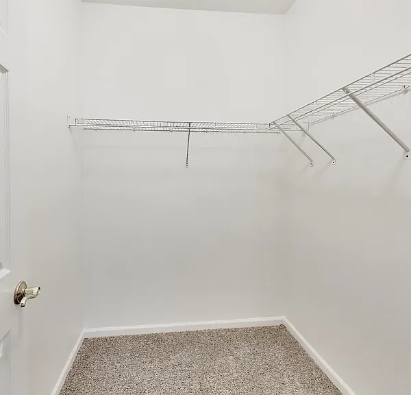 3317 Stratford Ct #3F — Photo 13