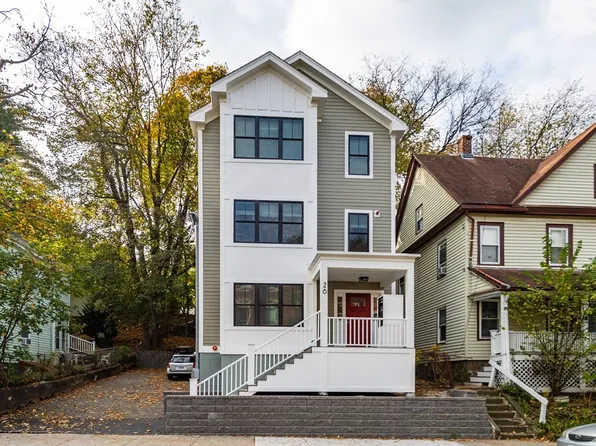 26 Arlington St #3, Brighton, MA 02135