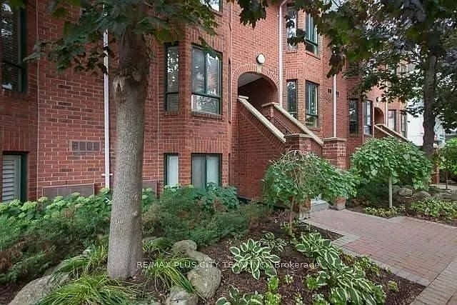 801 King St W #Townhouse 8C