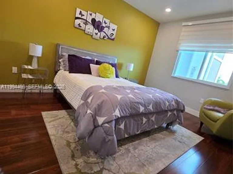 10222 NW 64th Way #302 — Photo 11