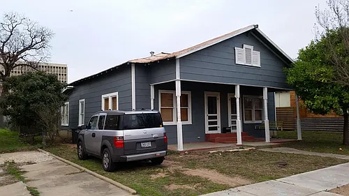 225 Lavaca St Photo 1