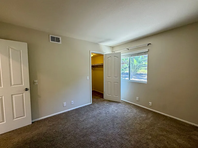 3366 Waterford Dr — Photo 48