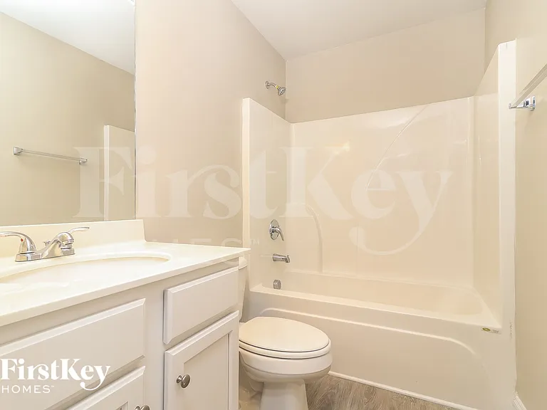 22 Celtic Ct — Photo 16
