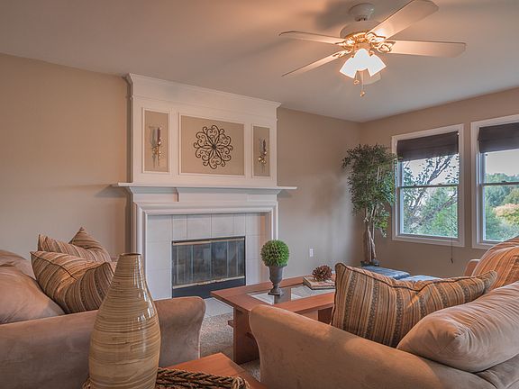 3rd image of 4237 Haralson Ct SE