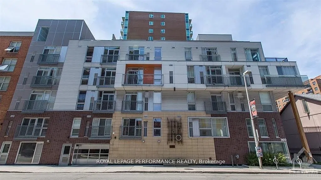 2 bed, $1,950 — Photo 2