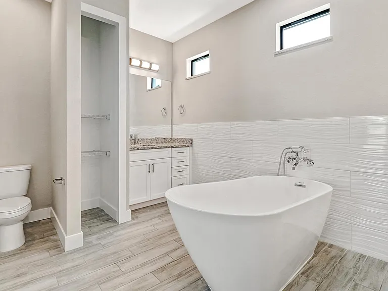 10621 Landau Ln — Photo 12