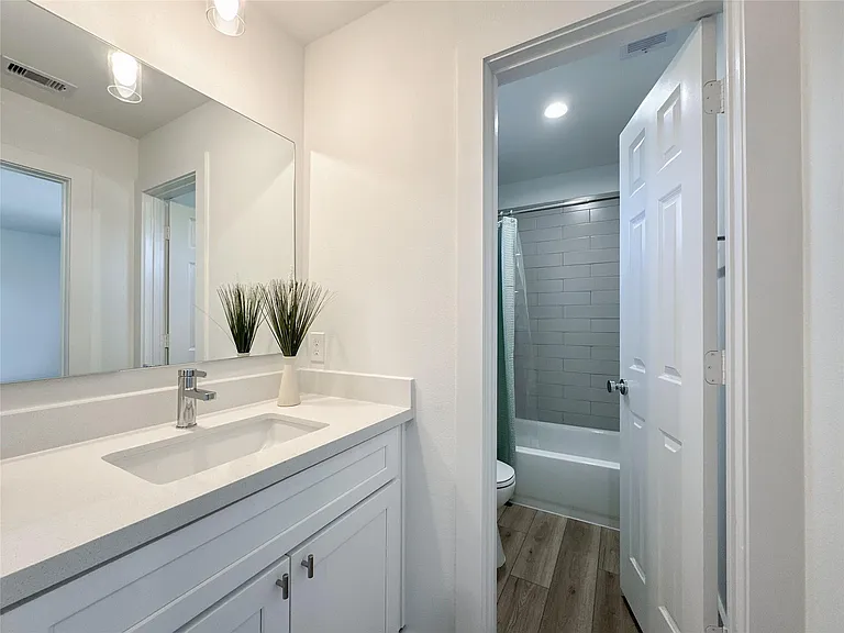 2710 Discovery Trails Ct — Photo 28