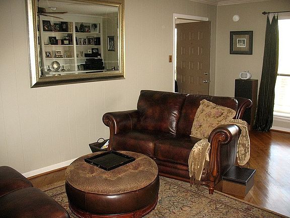 Living Room 01