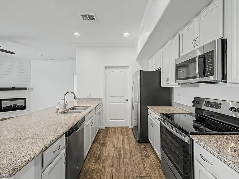 900 S Canal Dr #231 — Photo 9