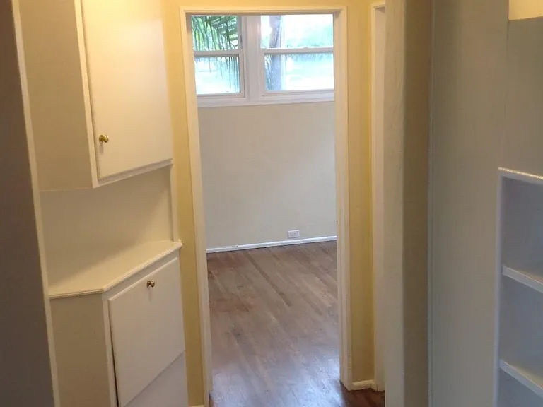 1575 Rosecrans St — Photo 3