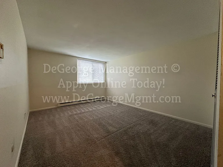 Parkview Apartments — Photo 12