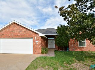 2221 Enloe Dr, Clovis, NM 88101
