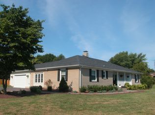 7198 Adirondack Dr, Frederick, MD 21702