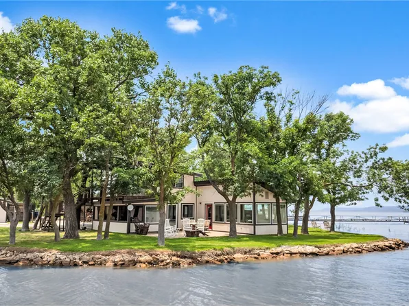 321 Butler Point Rd, Graford, TX 76449