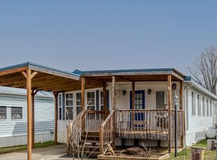 1135 Kinglet St, Townsend, TN 37882