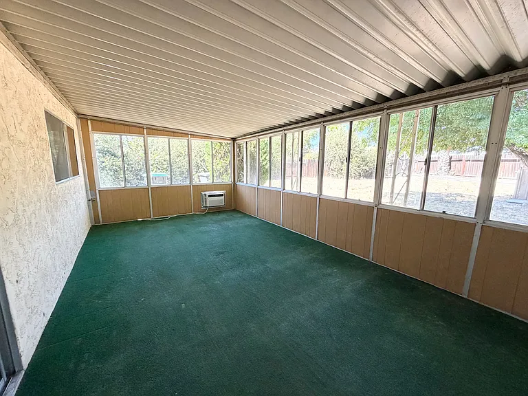 384 Calle Cazadero — Photo 9