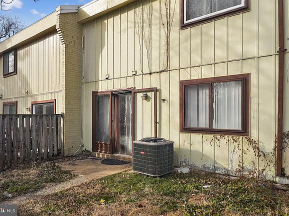 4th image of 8606 Brae Brooke Dr