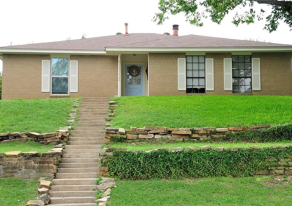 1st image of 1551 Limetree Ln
