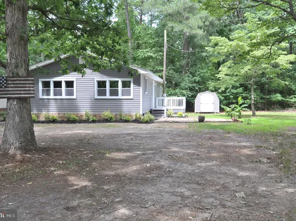 2188 Spinnaker St, Greenbackville, VA 23356