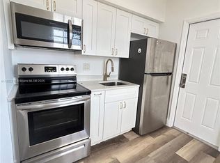 571 NE 67th St APT 4, Miami, FL 33138