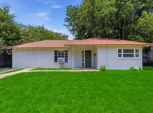 610 Crescent St, Denton, TX 76201