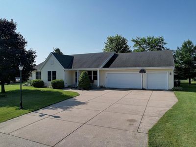 404 Pleasant STREET, Eagle, WI, 53119