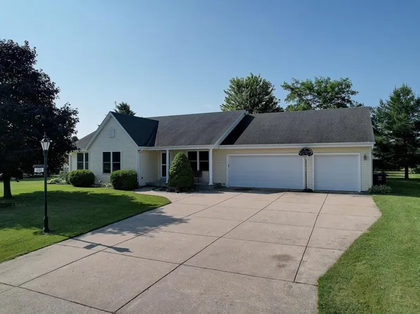 404 Pleasant STREET, Eagle, WI 53119