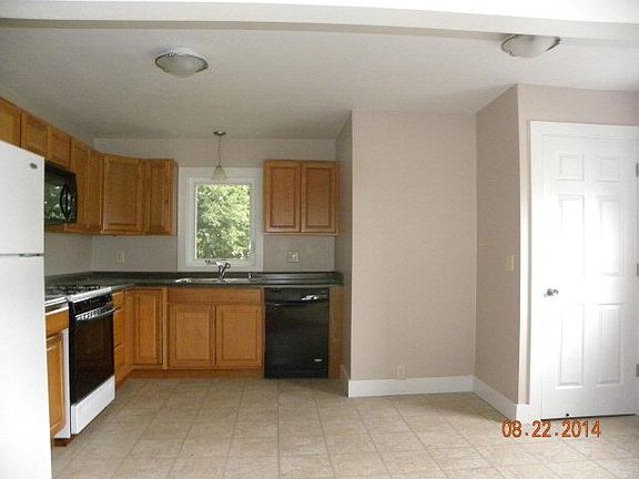 5th image of 3116 Arnold Ave