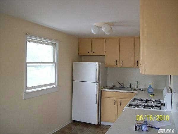 1st image of 49 Williamson St