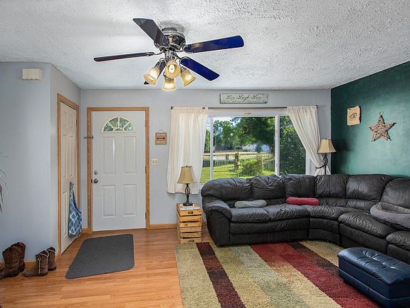 2nd image of 227 Bellevue St SE