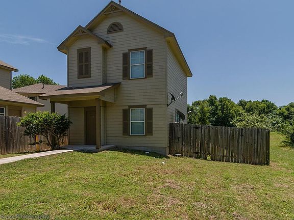 3rd image of 6319 Parliament Dr #B