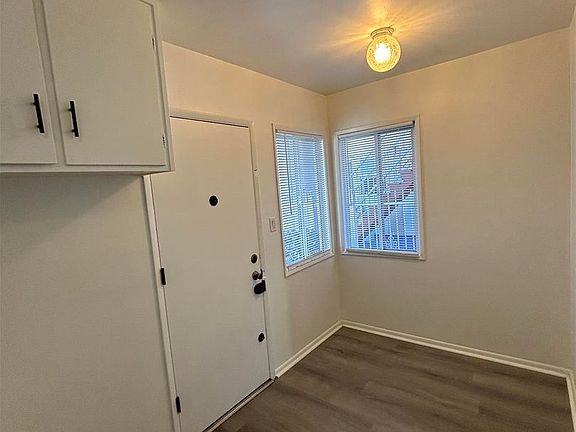 4th image of 2210 Chestnut Ave #0