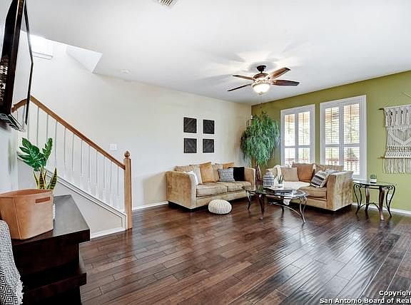 3rd image of 2314 Encino Cedros