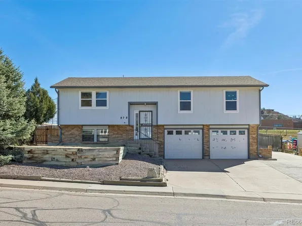 978 Oakwood Drive, Castle Rock, CO 80104