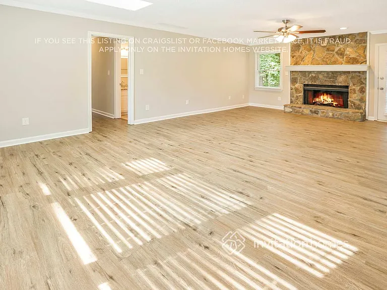 6928 Mason Creek Rd — Photo 4