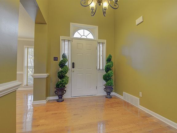 3rd image of 4886 Harvest Park Dr